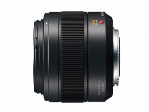 Panasonic Leica DG 25mm f1.4 II Summilux H-XA025E | London 