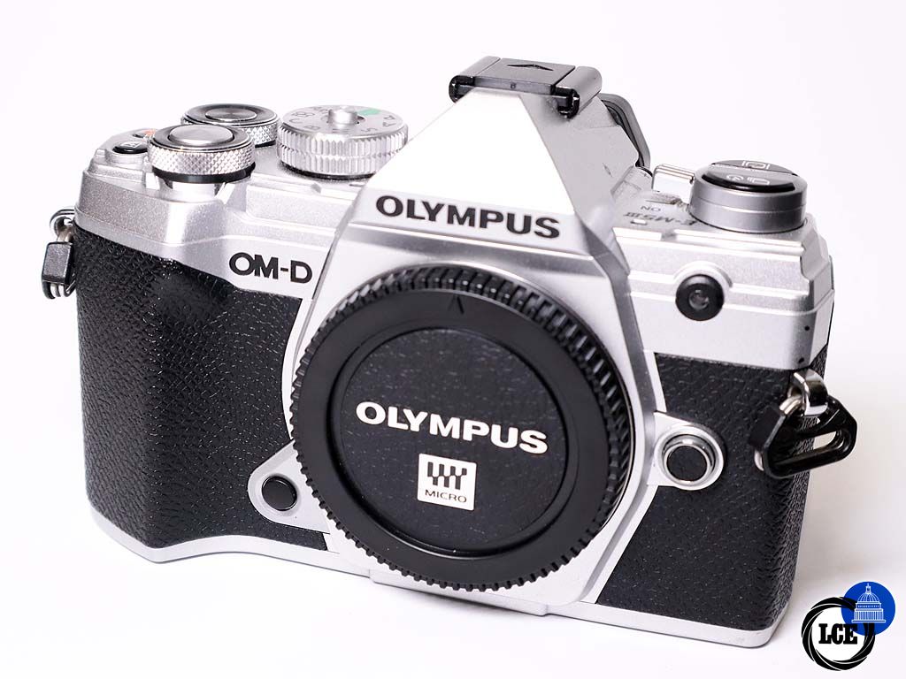 Olympus OM-D E-M5 MkIII Silver Body