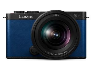 Panasonic LUMIX S9 + S 20-60mm Lens Blue