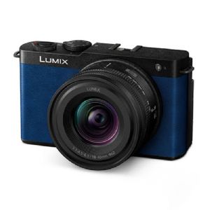 Panasonic LUMIX S9 + S 18-40mm F4.5-6.3 Lens Night Blue ( DC-S9NE-A )