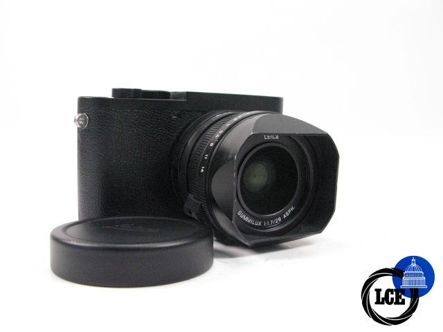 Leica Q2 Monochrome ( with thumb grip ) 