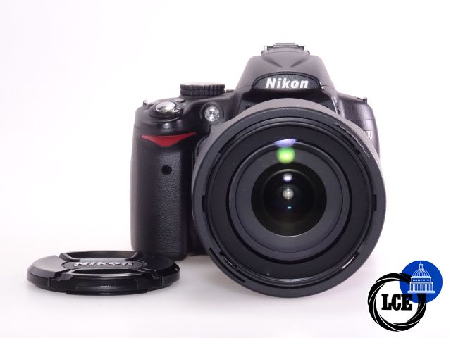Nikon Nikon D5000 + AF-S 18-105mm G ED DX