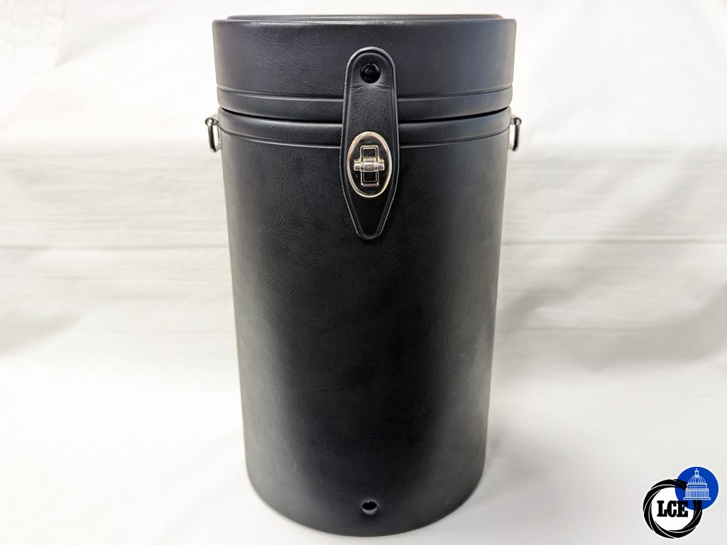 Nikon CL-73 Hard Lens Case 