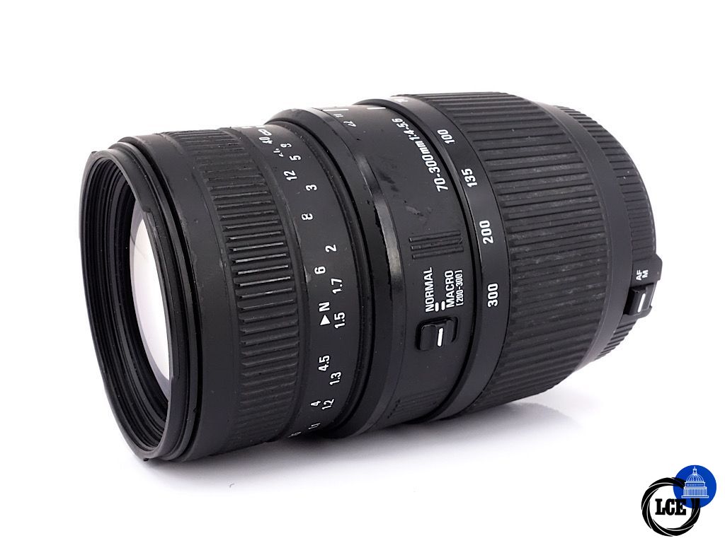 Sigma 70-300mm F4-5.6 DG Nikon fit | 3*