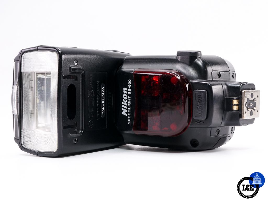 Nikon SPEEDLIGHT SB-900