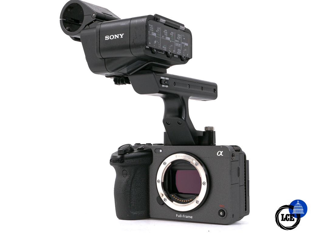 Sony FX3 + XLR Handle **570 Shots**