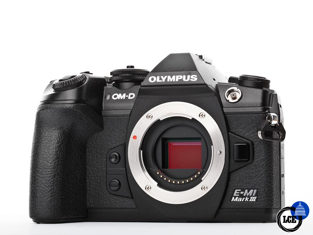 Olympus OM-D EM-1 Mark III | 10110886