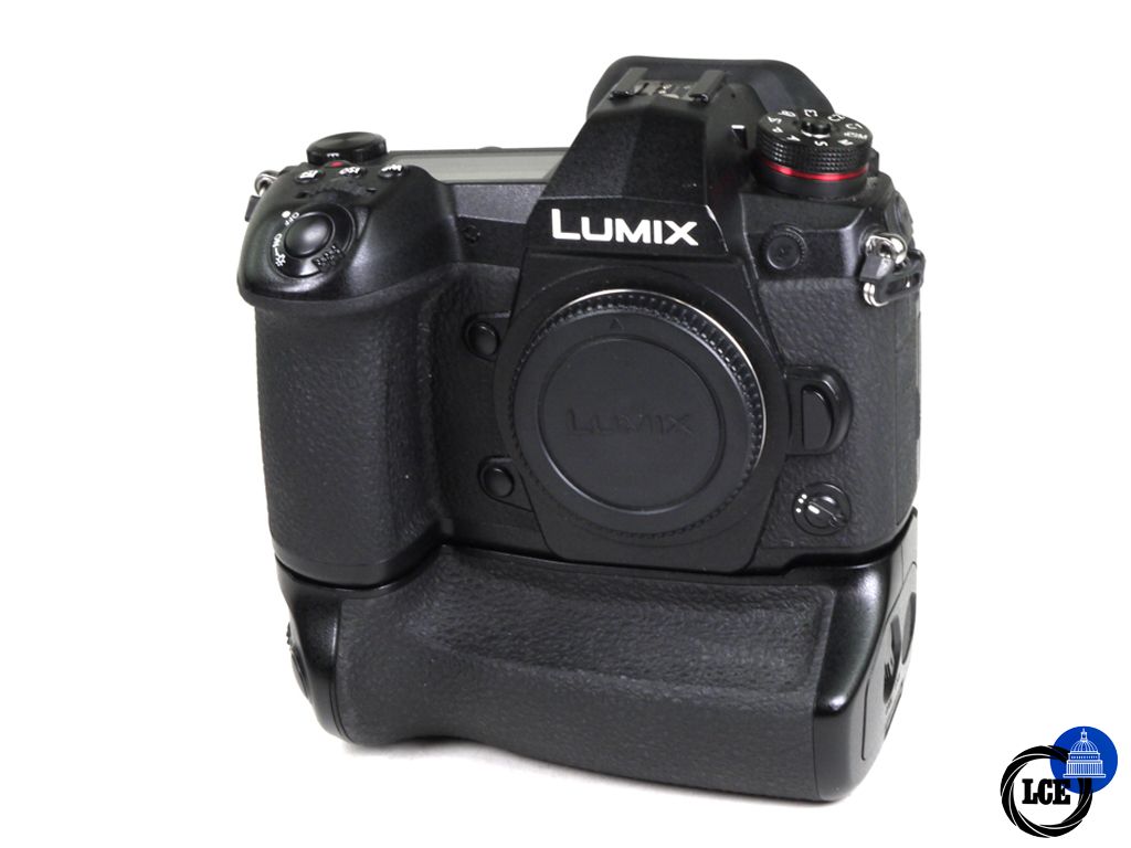 Panasonic Lumix G9 + DMW-BGG9E Battery Grip - *3,400 Shutter Actuations*