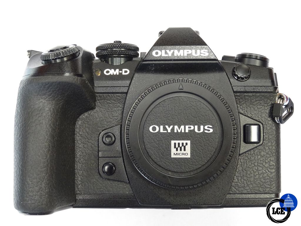 Olympus E-m1 MK II Body 10,300 ACT