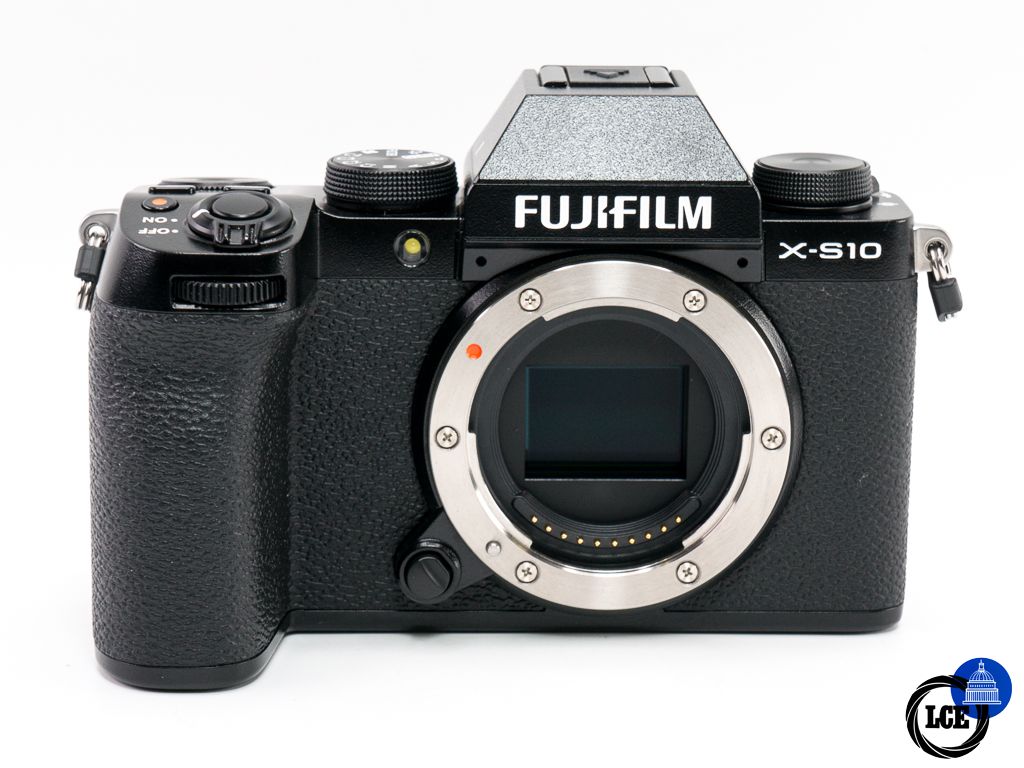 FujiFilm X-S10 Body  ** Low Shutter Count **