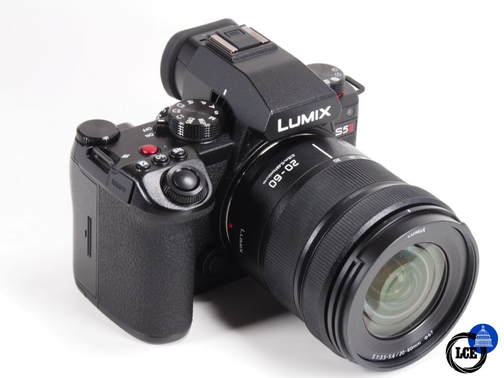 Panasonic S5 II & 20-60mm