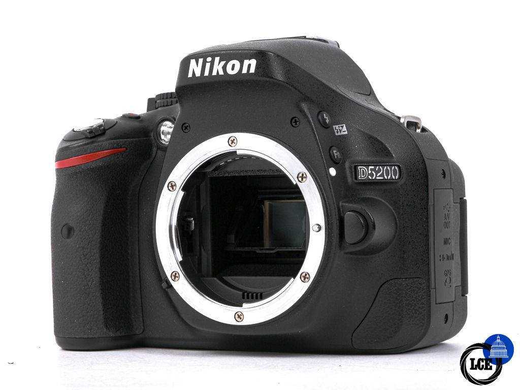 Nikon D5200 Body **6k Shutter Count**