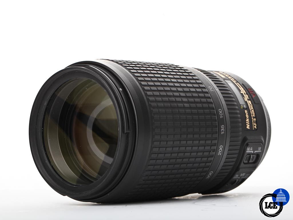 Nikon AF-S 70-300mm f/4.5-5.6G ED VR | 10111140