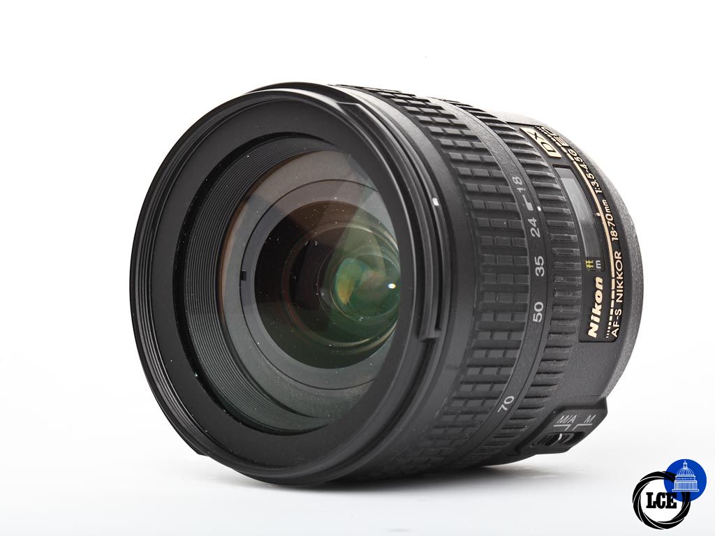 Nikon AF-S 18-70mm f/3.5-4.5G ED DX | 10110596