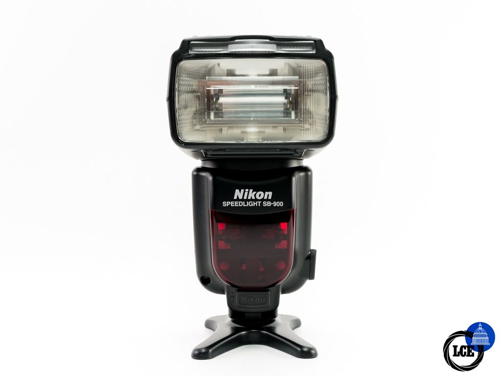 Nikon SB-900 Speedlight