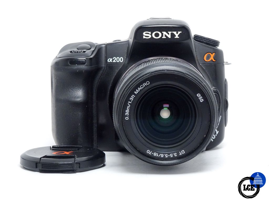 Sony A200 + 18-70mm f/3.5-5.6 DT