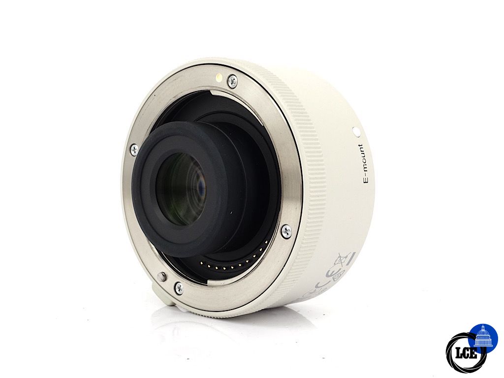 Sony FE 2x Teleconverter SEL20TC | 4*