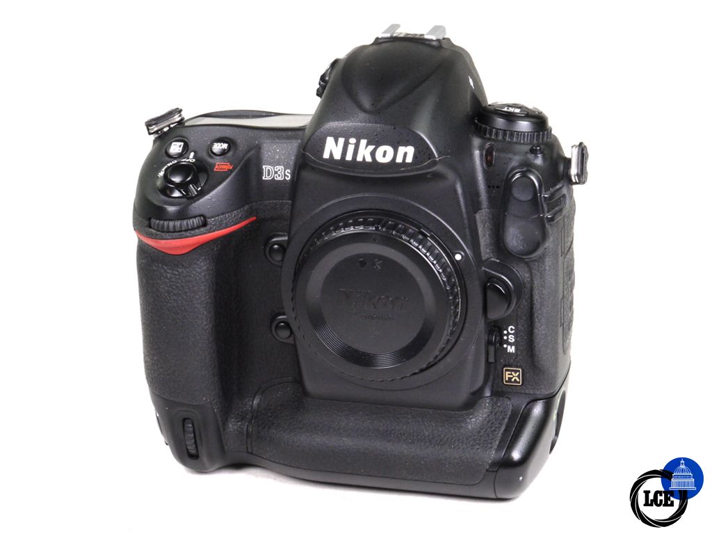 Nikon D3S Body - *27,050 Shutter Actuations*