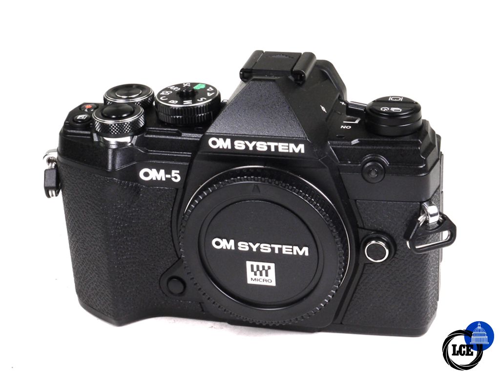 OM SYSTEM OM-5 Body - *550 Shutter Actuations*