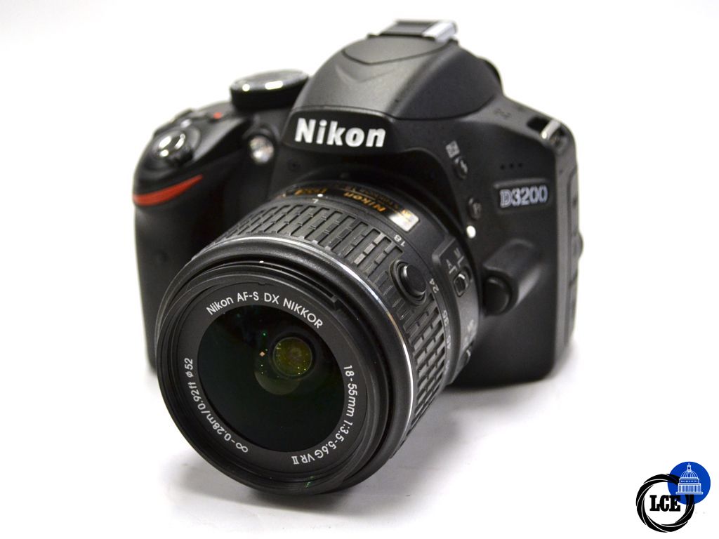 Nikon D3200 + 18-55mm F3.5-5.6 VR II *498 shutter count*