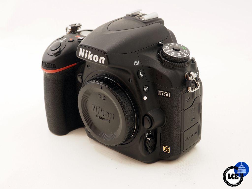 Nikon D750 *Under 5k shots*