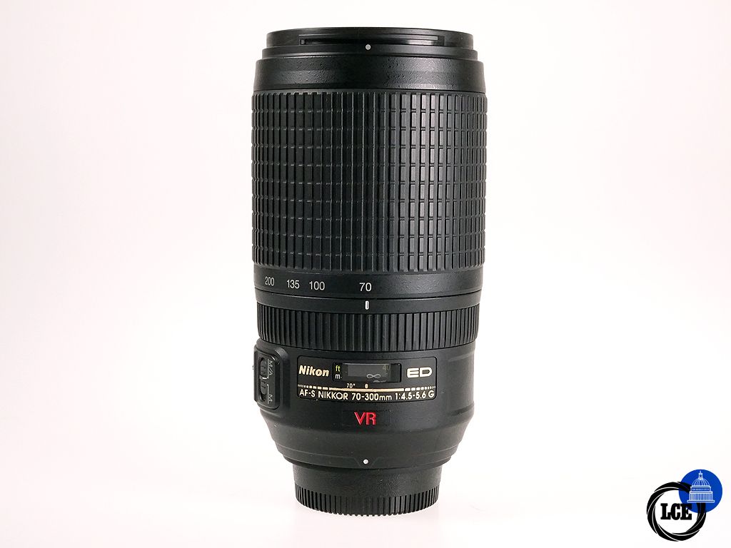 Nikon AF-S 70-300mm F/4.5-5.6 G ED VR