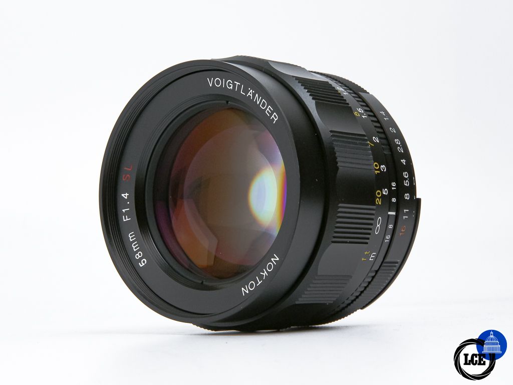 Voigtlander Nokton 58mm f1.4 SL II + LH-58N Nikon F Mount