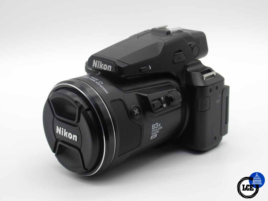 Nikon CoolPix P950 Bridge Camera Outfit (inc Case and Guide Book)