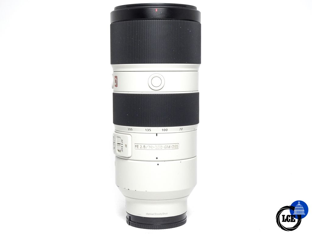 Sony FE 70-200mm f/2.8 GM OSS