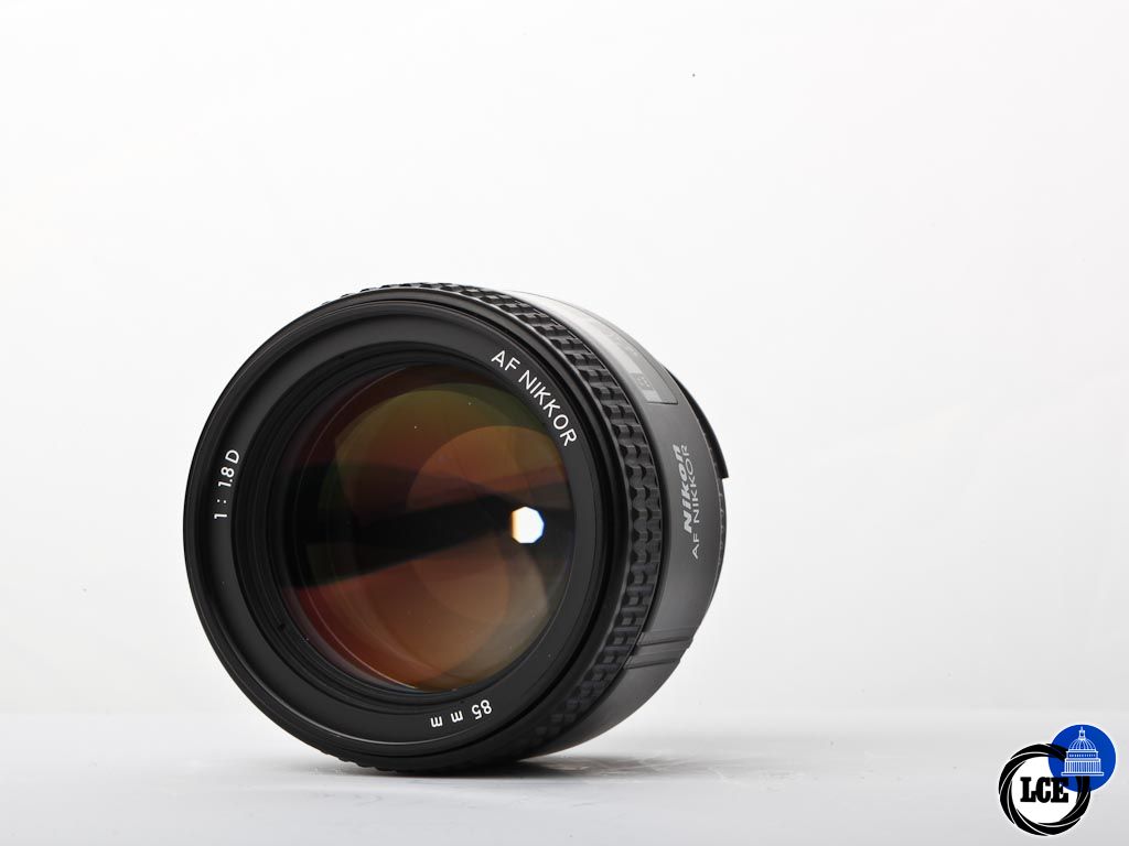 Nikon AF 85mm f/1.8D | 1019105