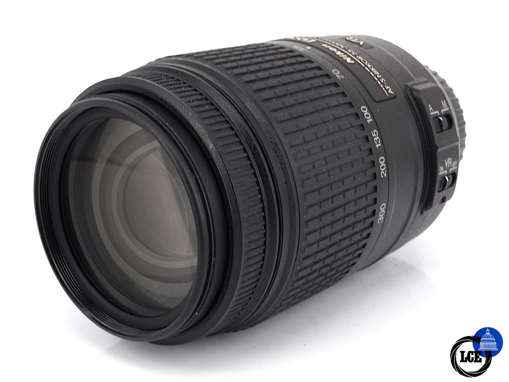 Nikon AF-S 55-300mm F4.5-5.6 DX VR | 4*