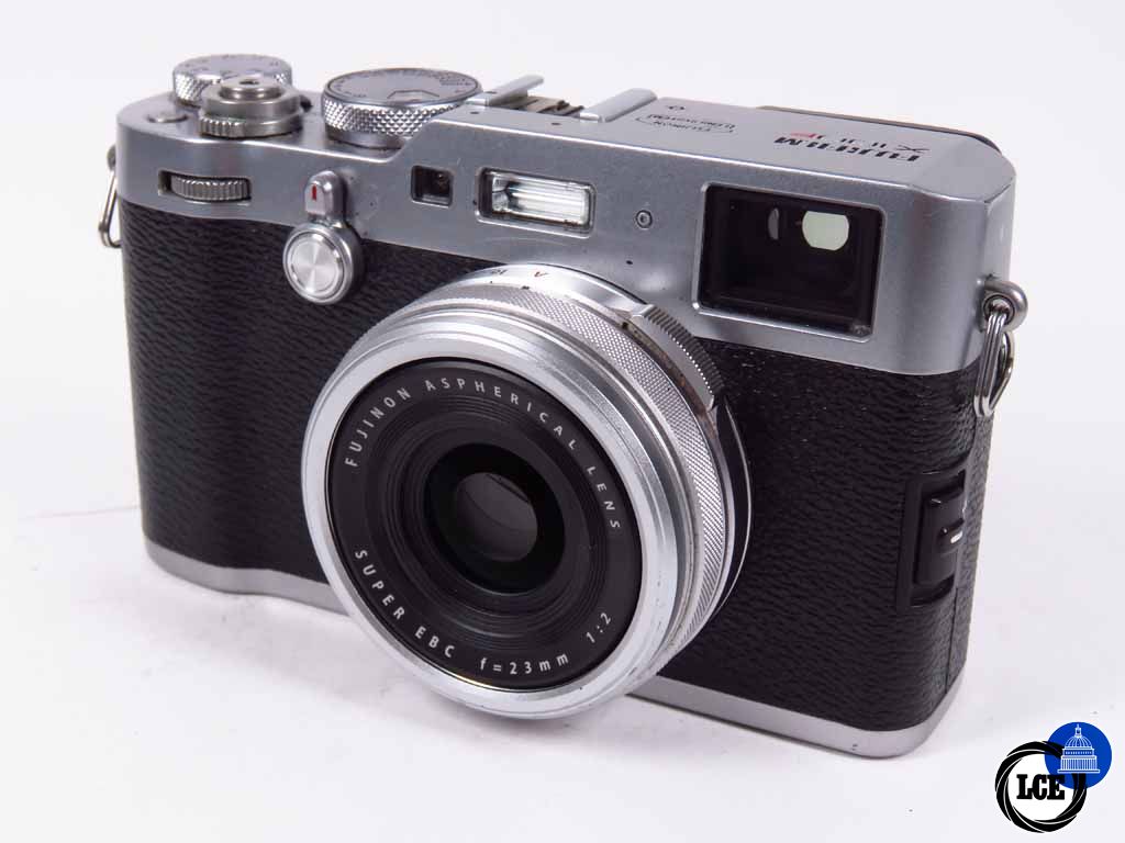 FujiFilm X100F Chrome