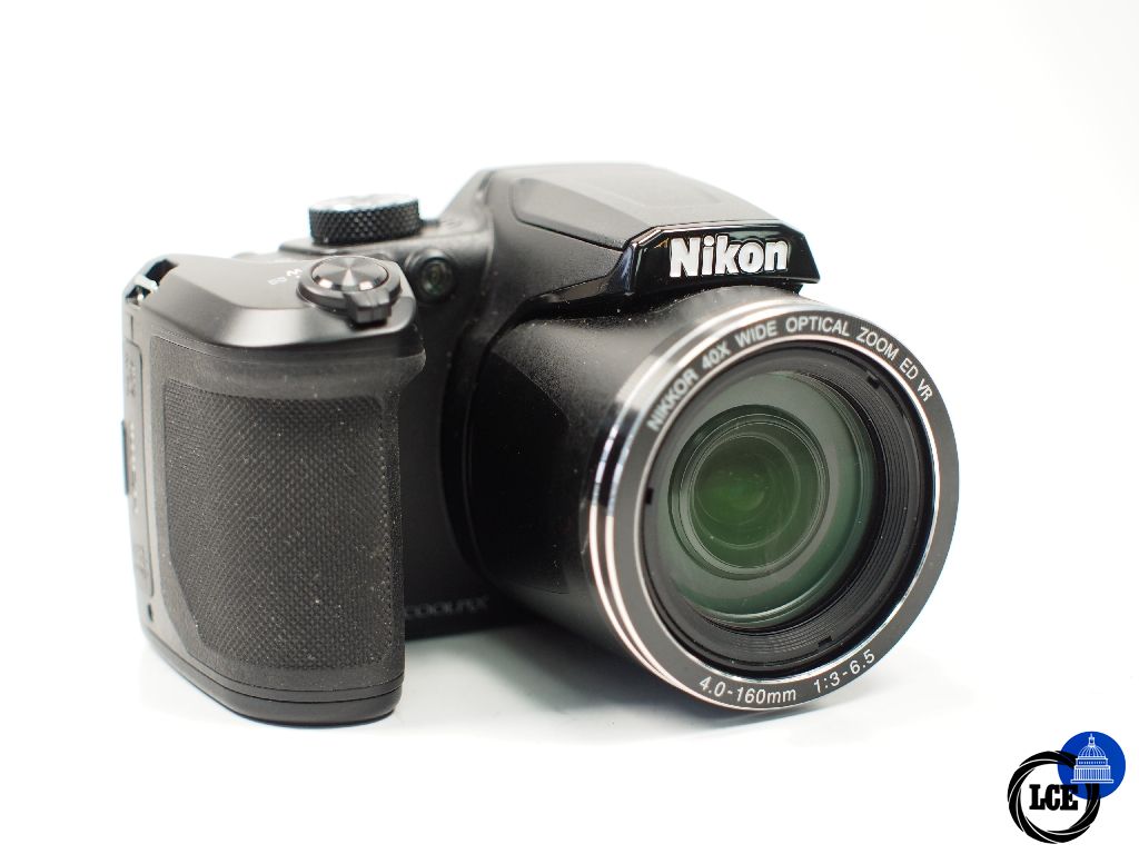 Nikon B500