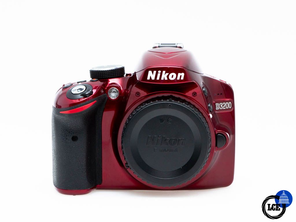 Nikon D3200 Body - Red