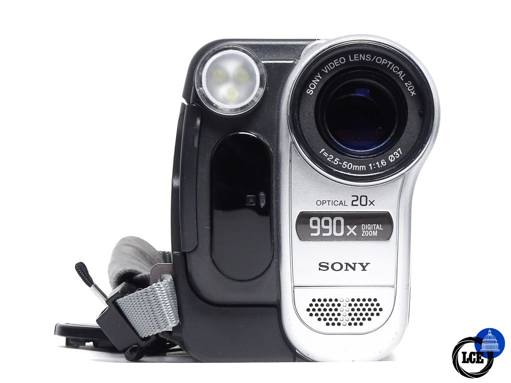 Sony CCD-TRV238E Hi8 Camcorder