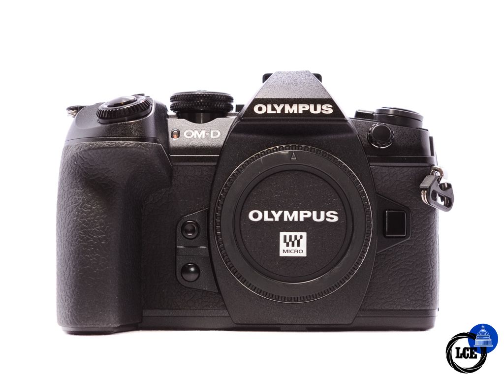 Olympus OM-D E-M1 Mark II body + FL-LM3 flash *Boxed*