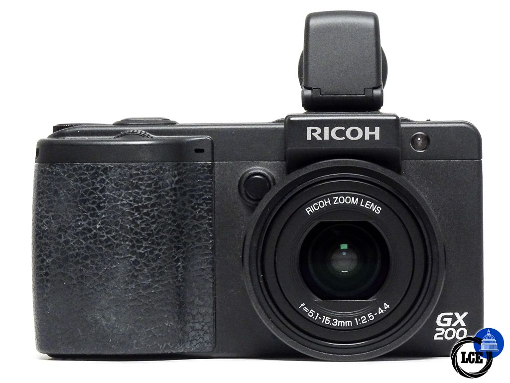 Ricoh GX200 + VF-1