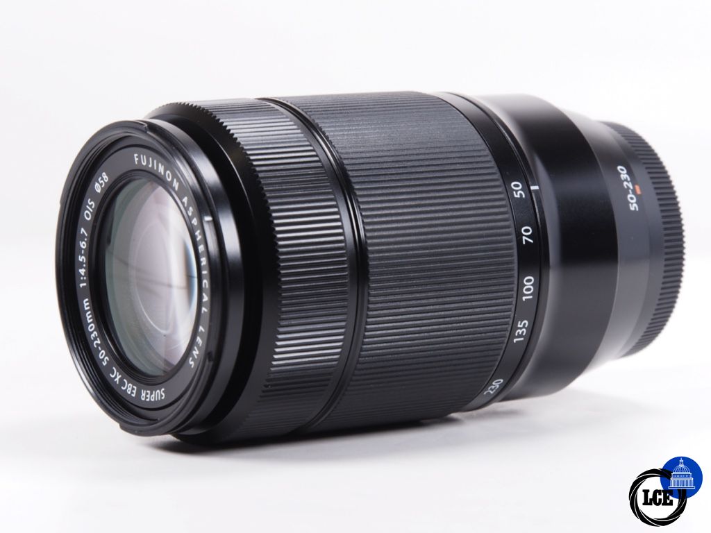 FujiFilm XC 50-230mm F4.5-6.7 OIS