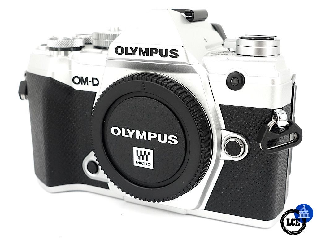 Olympus OM-D E-M5 III - Boxed | 4*