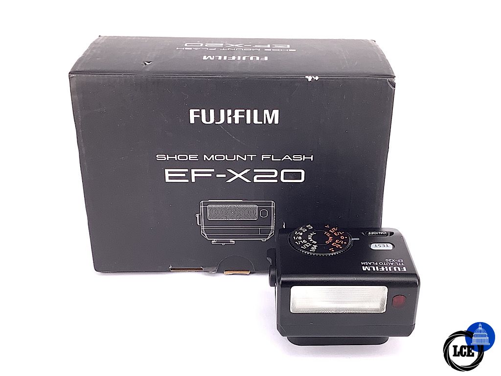 FujiFilm EF-X20 flash