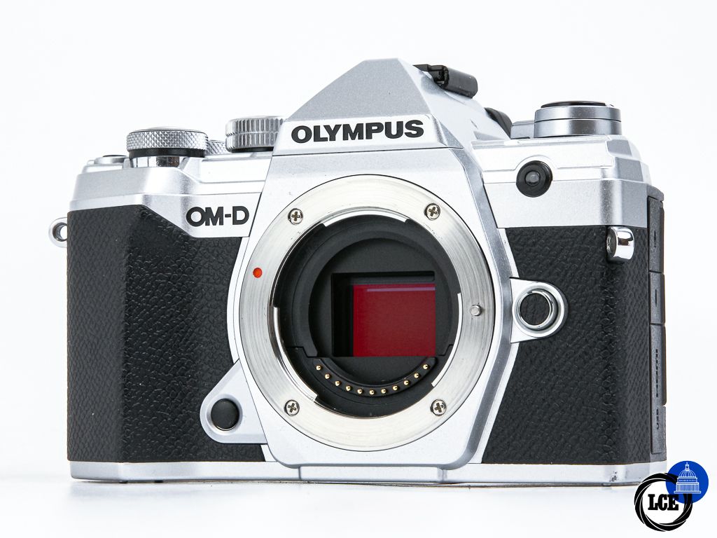 Olympus E-M5 III Body **8.5k Shutter Count**