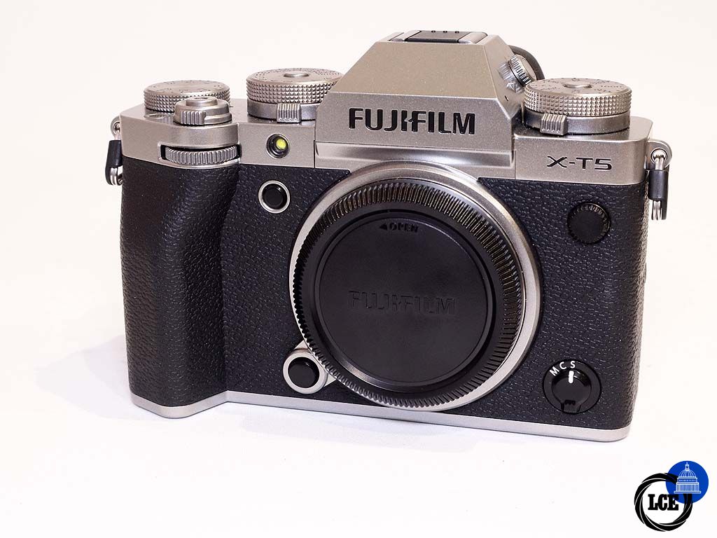 FujiFilm X-T5 Body Silver