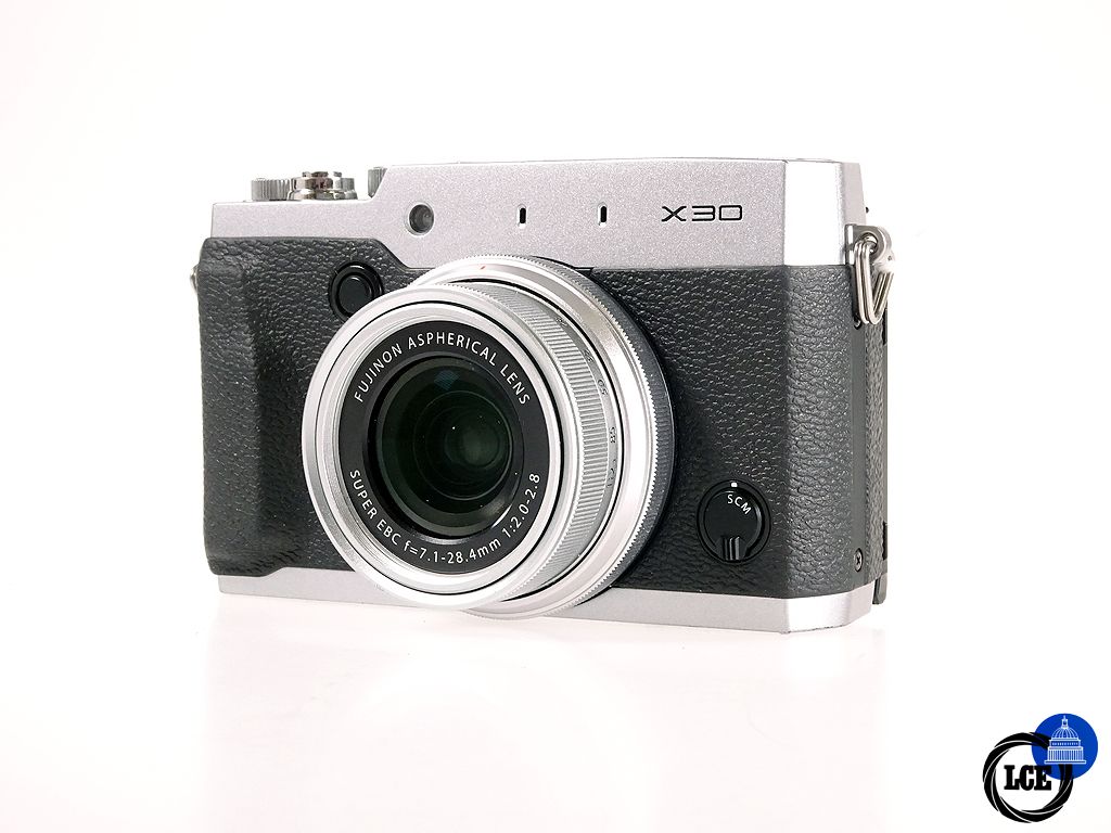 FujiFilm X30