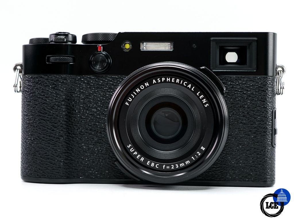 FujiFilm X100 V Black * BOXED *