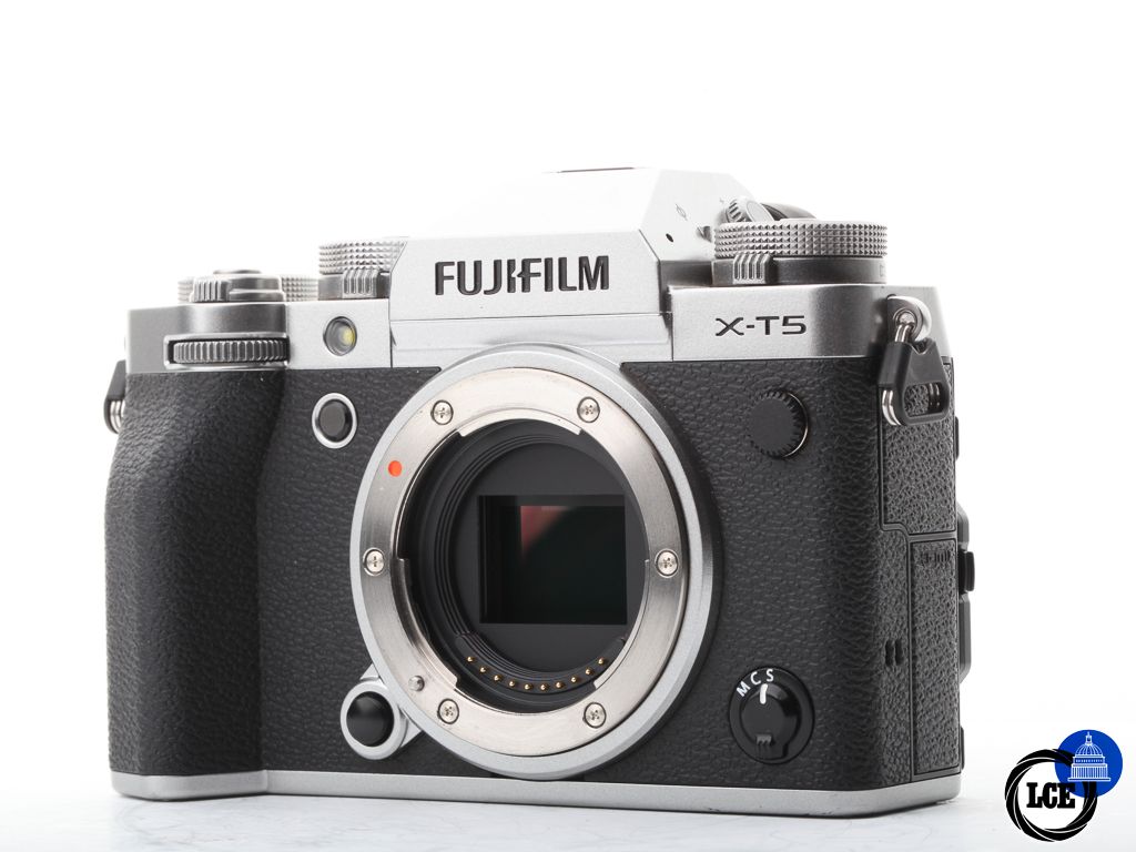 FujiFilm X-T5 Body | 10112012