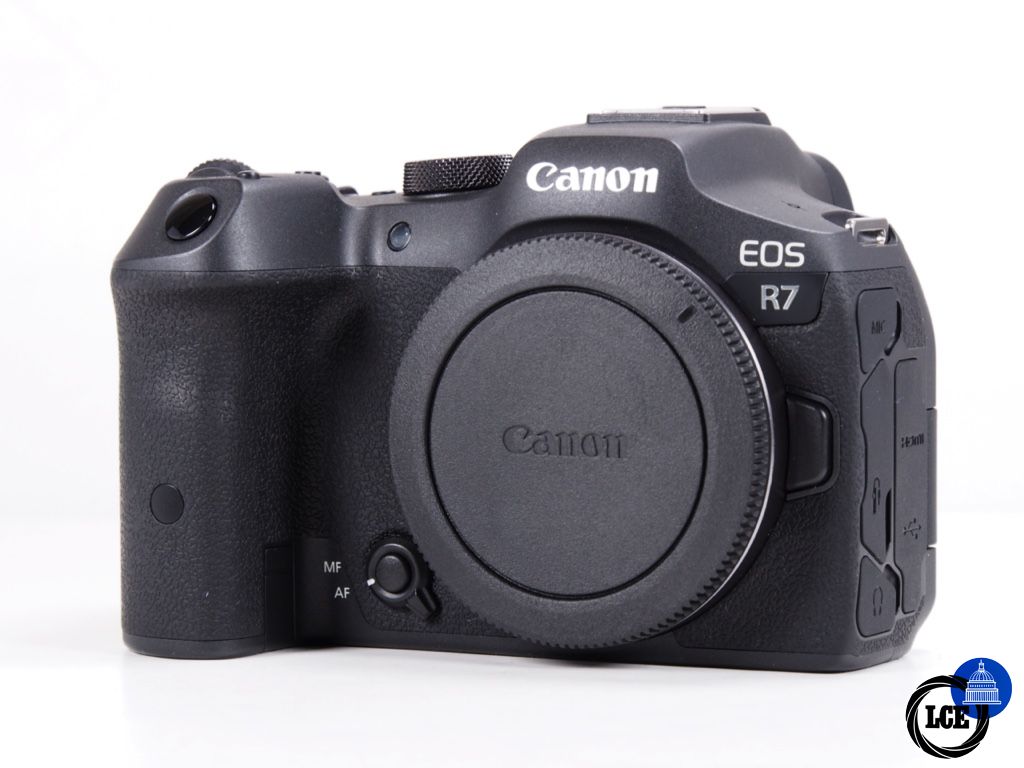 Canon R7 Body