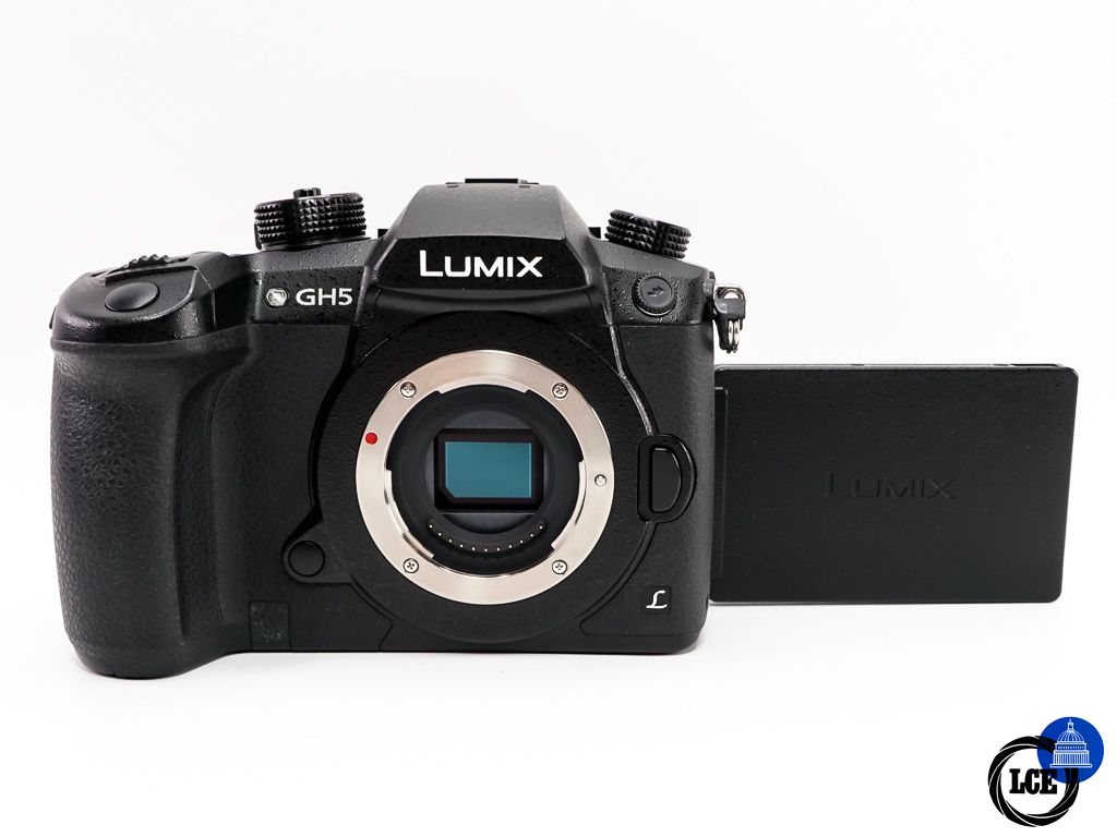 Panasonic Lumix GH5 Body * BOXED & LOW SHUTTER COUNT *