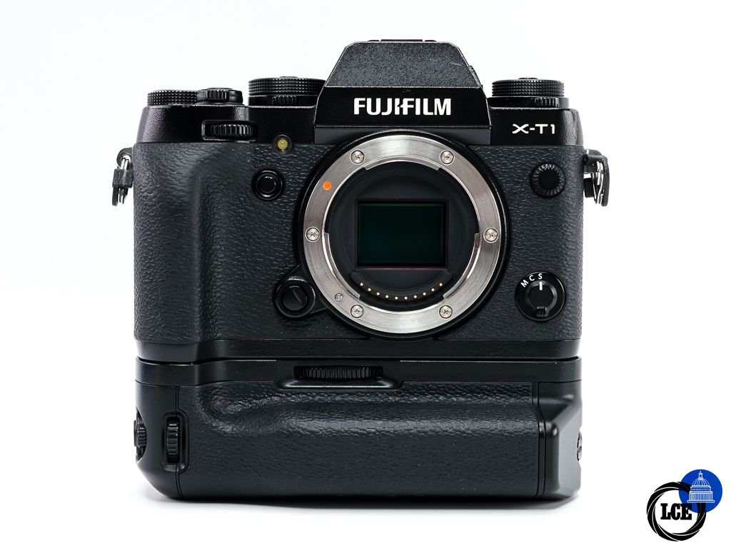 FujiFilm X-T1 + Battery Grip