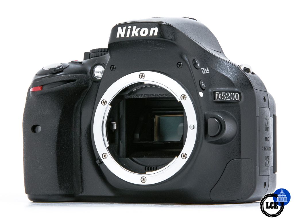 Nikon D5200 Body **120k Shutter Count**