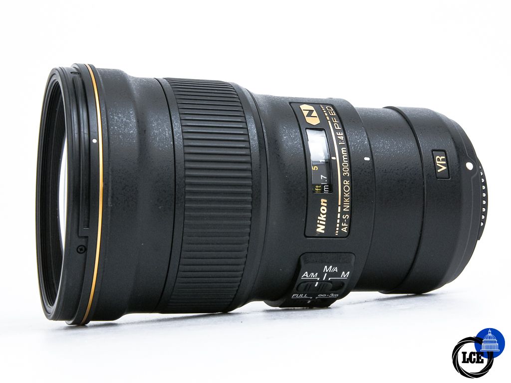 Nikon AF-S 300mm f4E PF ED VR